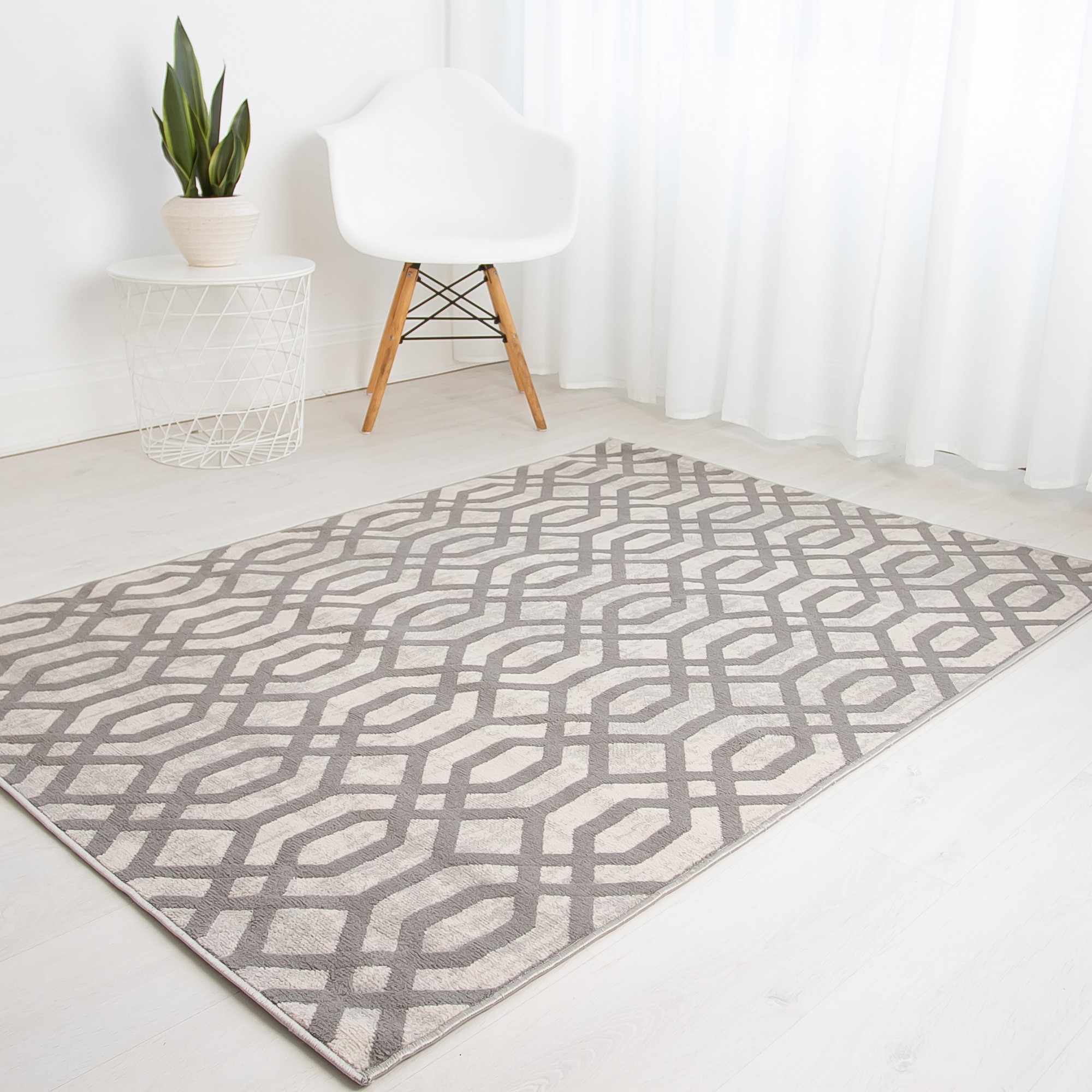 Balletto 18fa Modern Trellis Rugs In Beige Grey